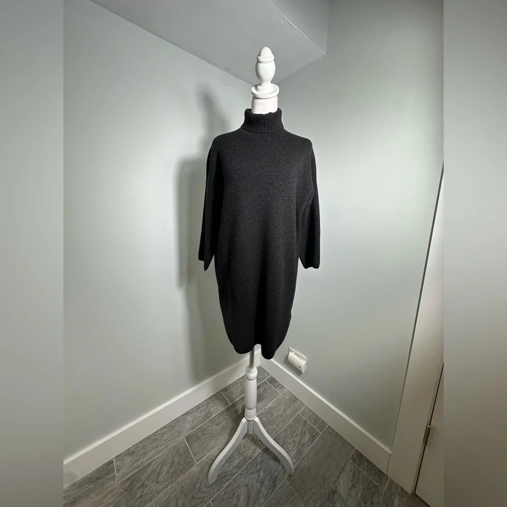 Pomander Place Vivianne Black Sweater Turtleneck Dress Size Medium - Picture 5 of 17